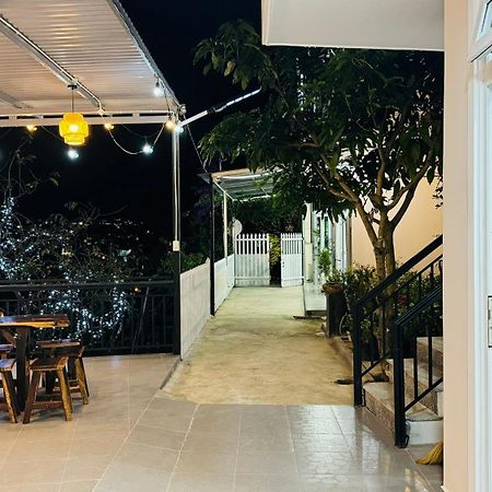Apartamento Nhà của Sóc Dalat Exterior foto